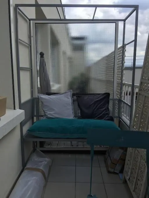Apartment Grand Studio Avec Parking Montparnasse Paris 14E